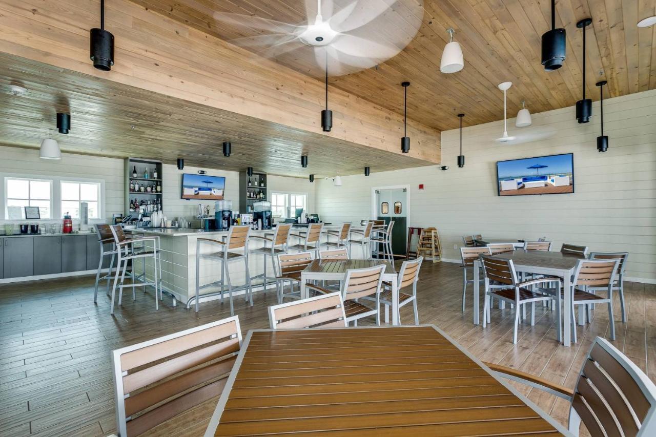 Resting Beach Face Pensacola Exterior foto